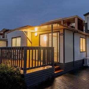 Two-Bedroom Cabin 4 Guests